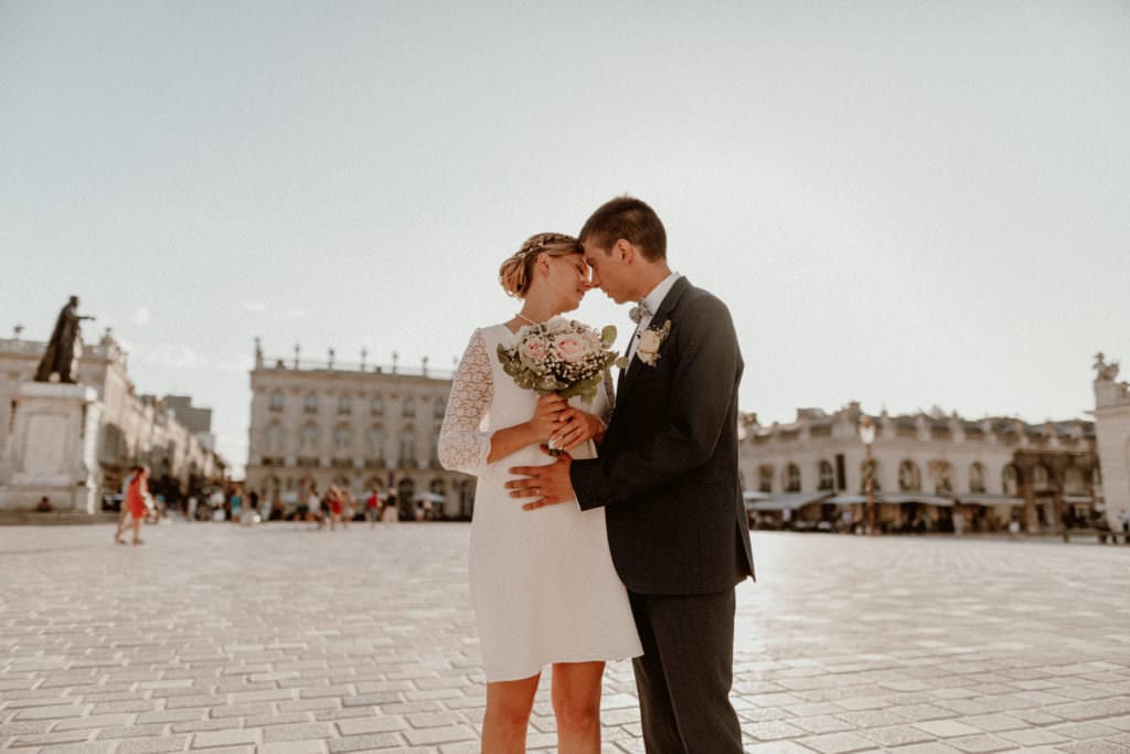 couple de mariés place stanislas de nancy